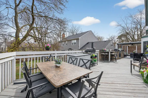 $795,000 | S775 Madison Street, Winfield, IL 60190