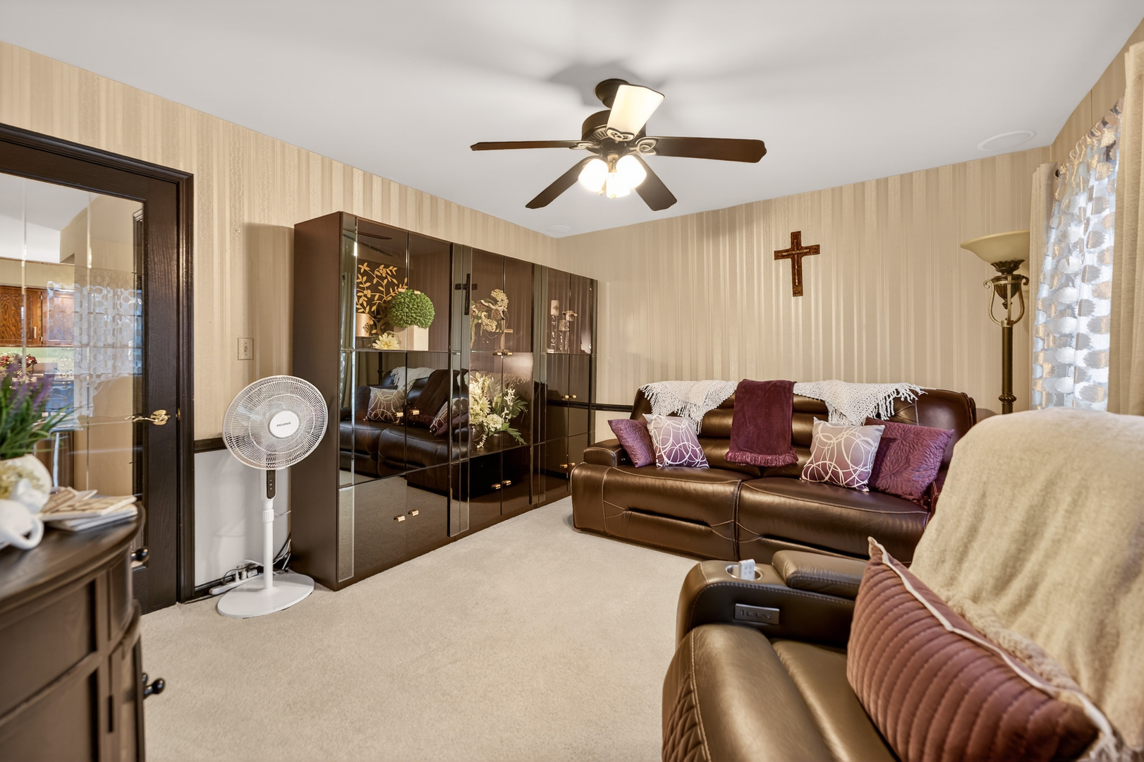 S775 Madison Street Winfield, IL 60190 - Photo 9 of 70