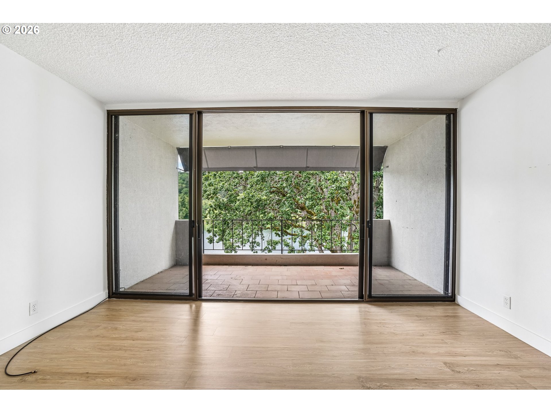 790 Southeast Webber Street, Unit 310 Portland, OR 97202 - Photo 9 of 32