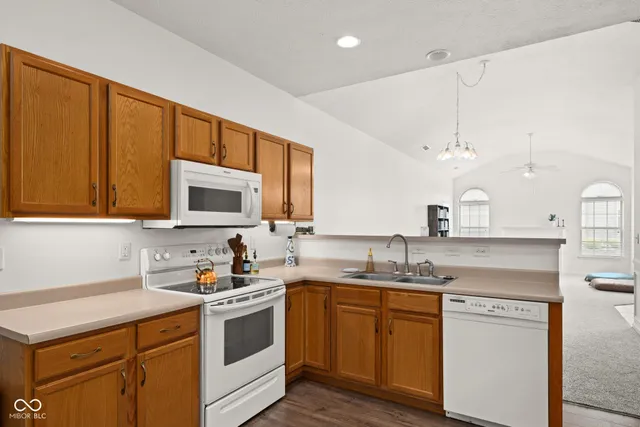 $229,900 | 1064 Laurelwood Lane, Greenwood, IN 46142