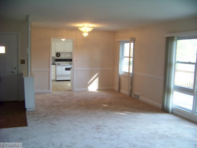 601 Rockspring Road High Point, NC 27262 - Photo 4 of 15 Dining Room.