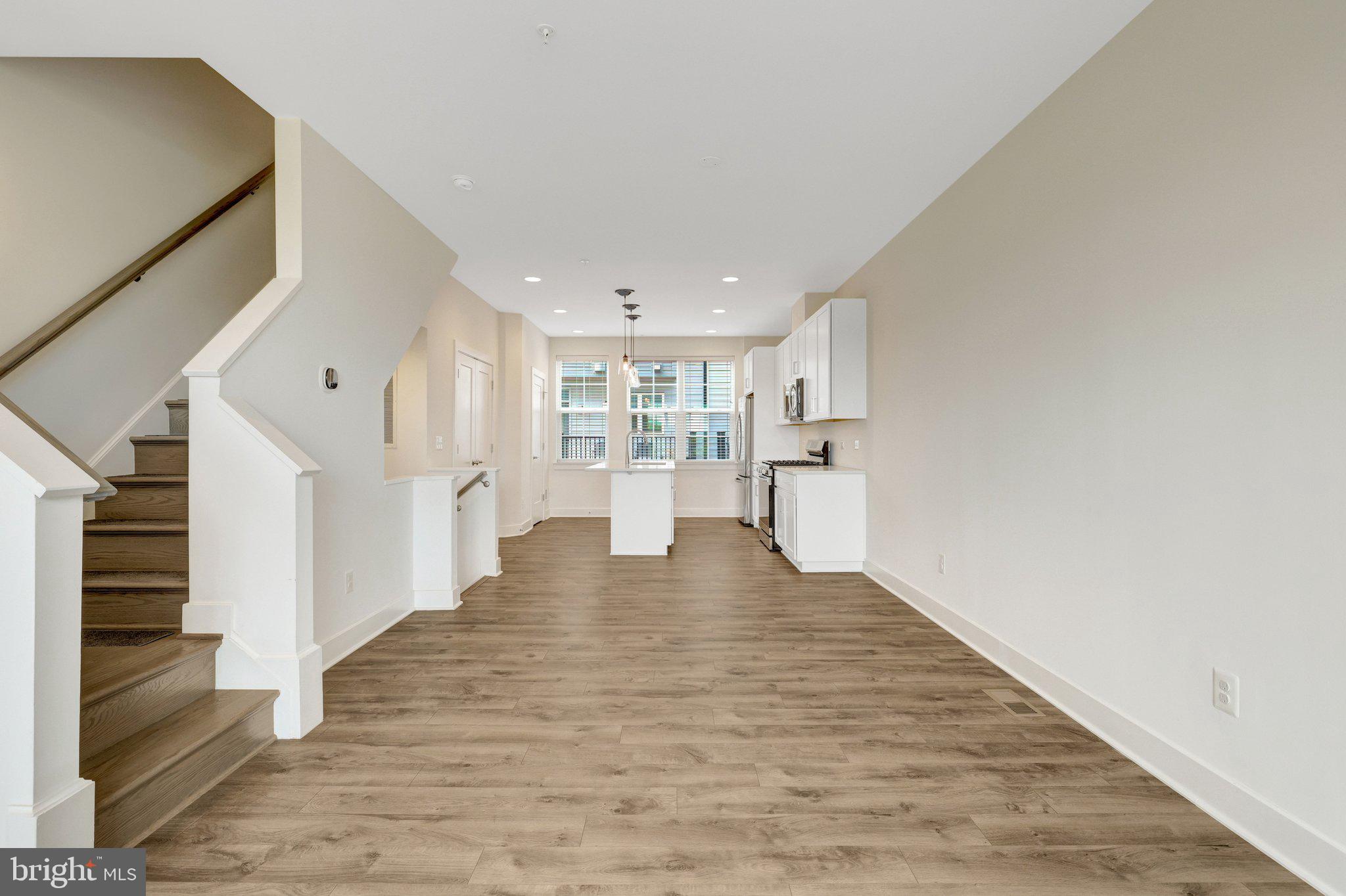11247 Beaker Street Reston, VA 20190 - Photo 11 of 54 Spacious modern living area awaits you.