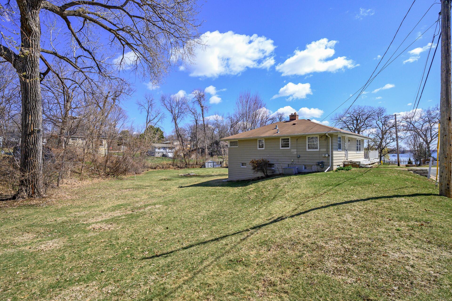 4528 Aberdeen Road Mound, MN 55364 - Photo 6 of 9