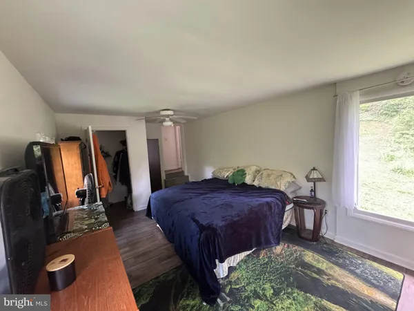 $420,000 | 673 Creek Road, Front Royal, VA 22630