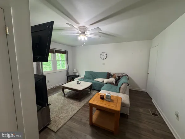 $420,000 | 673 Creek Road, Front Royal, VA 22630