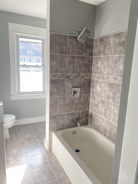 80-82 Leyfred Terrace Springfield, MA 01108 - Photo 6 of 8 Gallery Image 6