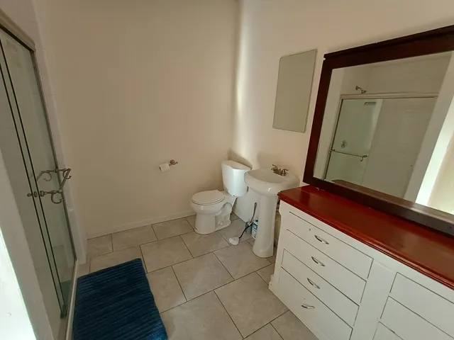 $3,000 | 292 Wilder Street, Unit 2, Lowell, MA 01851