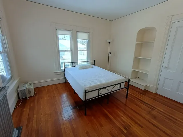 $3,000 | 292 Wilder Street, Unit 2, Lowell, MA 01851