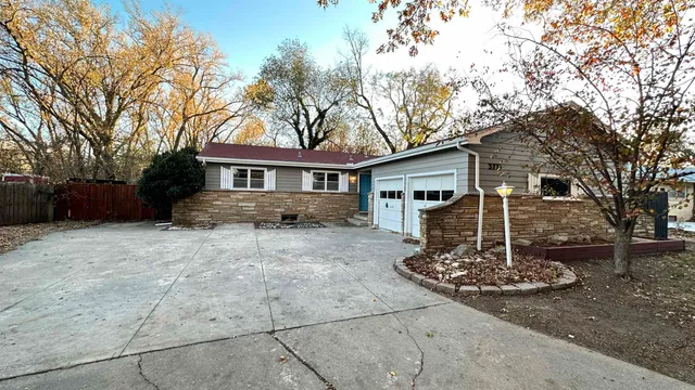 $214,900 | 3717 East Clark Court, Wichita, KS 67218