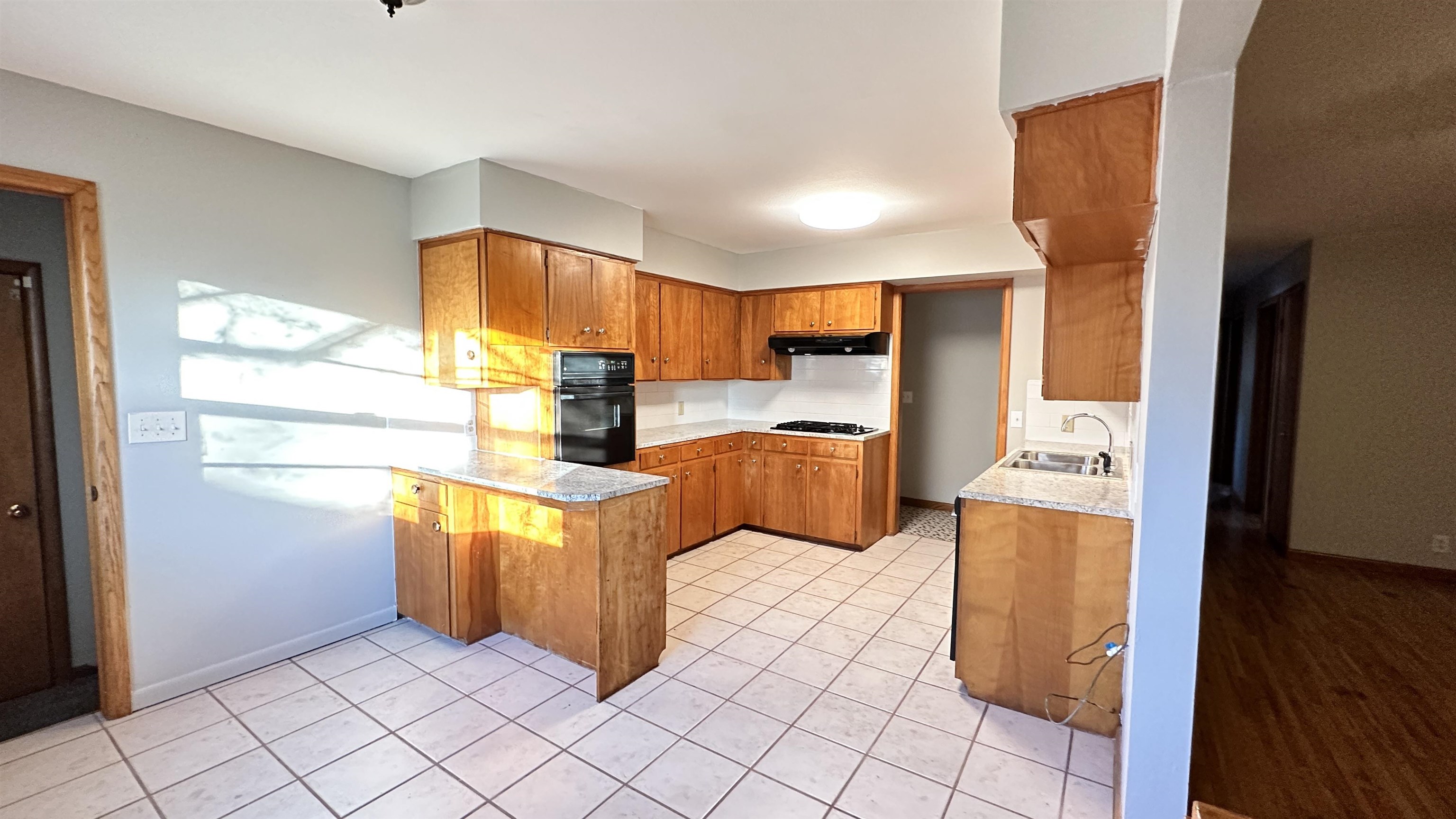 3717 East Clark Court Wichita, KS 67218 - Photo 11 of 33