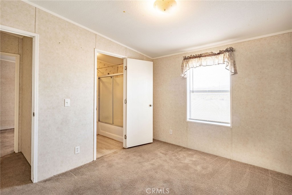 36249 Campbell Road Lucerne Valley, CA 92356 - Photo 27 of 32 an empty room with windows