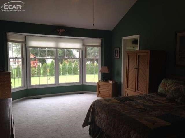 4027 Pebble Ridge Court Fenton, MI 48430 - Photo 19 of 28 20449142-18.JPG