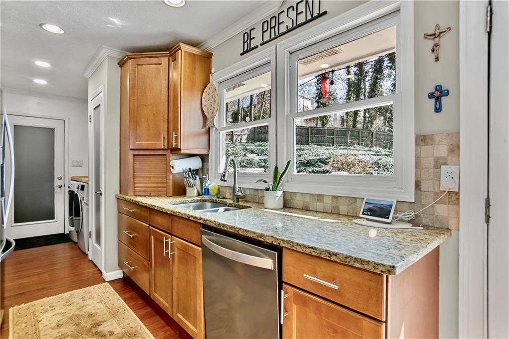 4215 Brandon Ridge Drive Northeast Marietta, GA 30066 - Photo 14 of 49