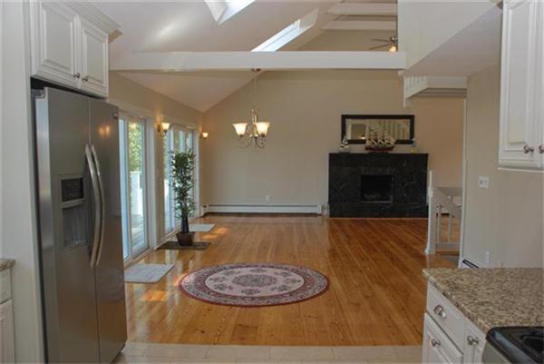14 Warren Road Bourne, MA 02532 - Photo 13 of 28