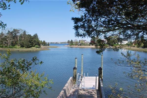 14 Warren Road Bourne, MA 02532 - Photo 7 of 28