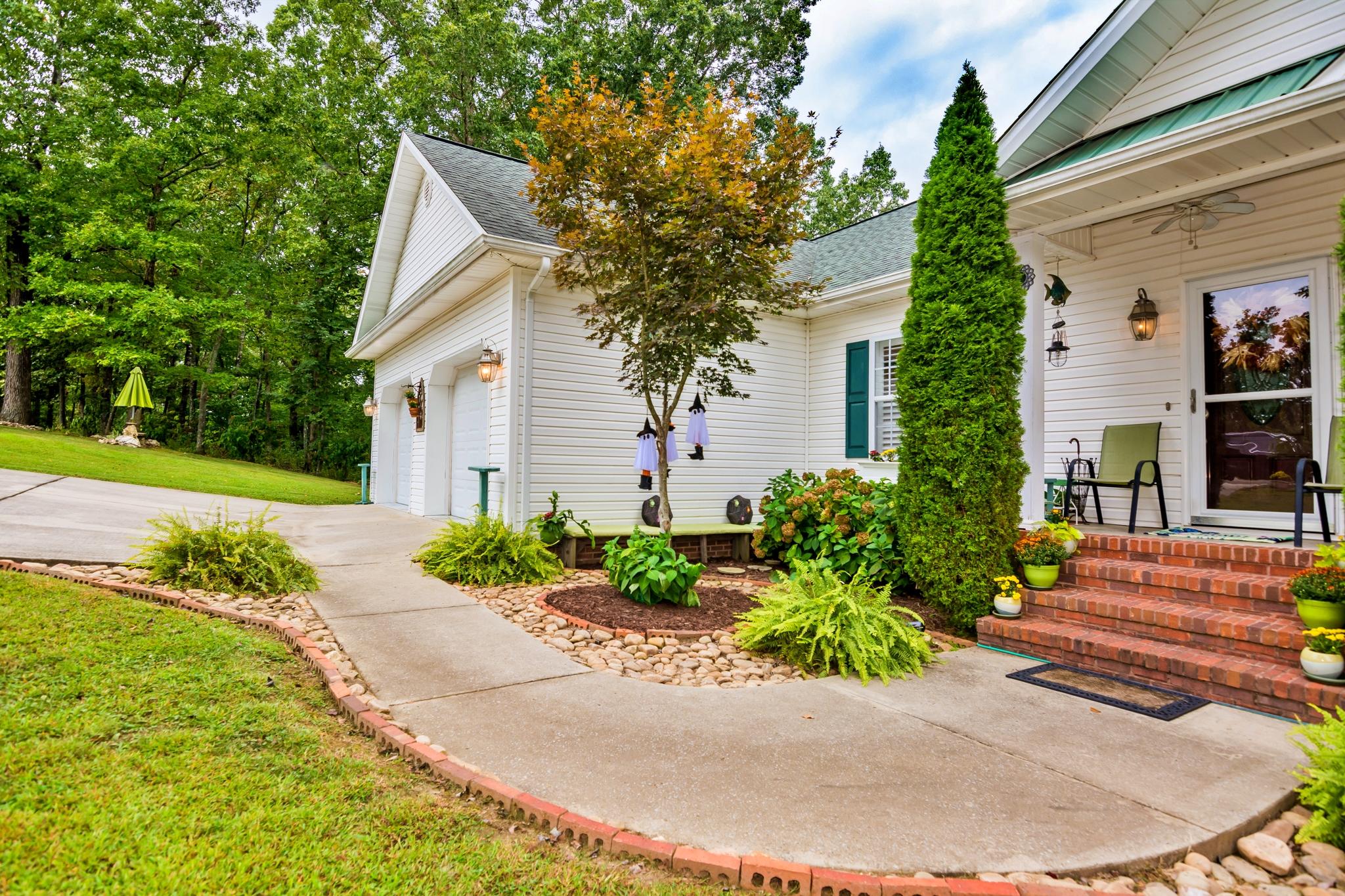 279 Hidden Ridge Loop Dunlap, TN 37327 - Photo 61 of 72 Walk Way and Garage