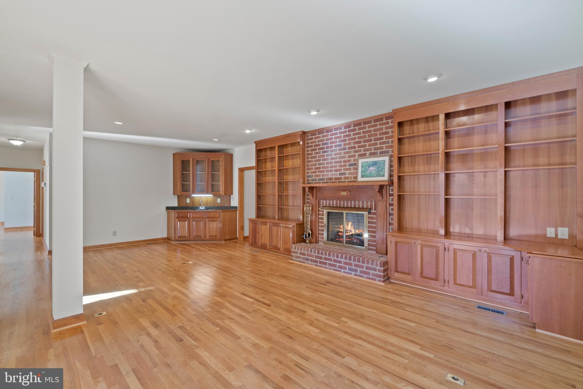 7815 Shannon Hill Road Louisa, VA 23093 - Photo 32 of 63 wet bar!