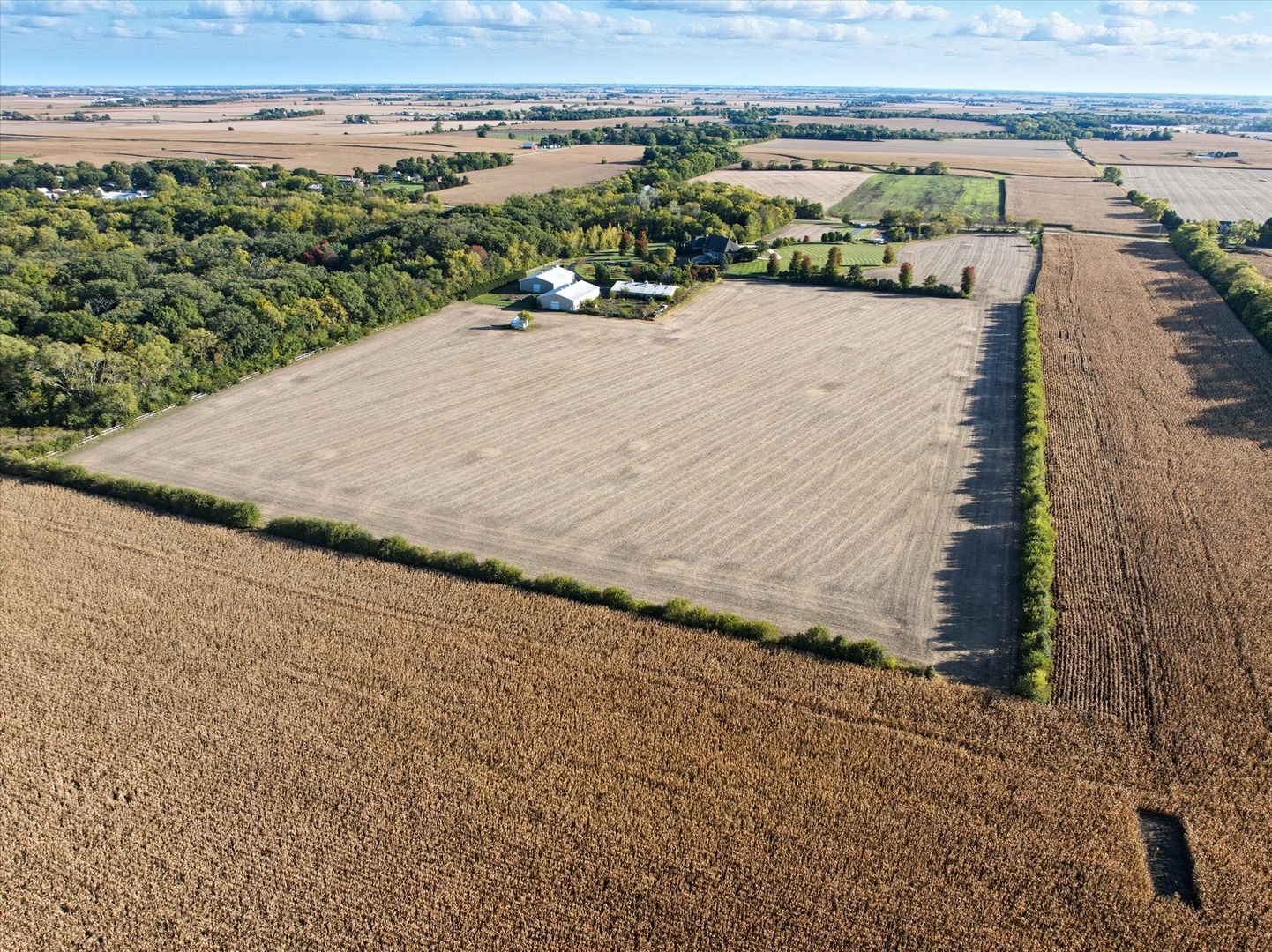 0 West Arsenal Road Manhattan, IL 60442 - Photo 12 of 18 a view of a road with an ocean view