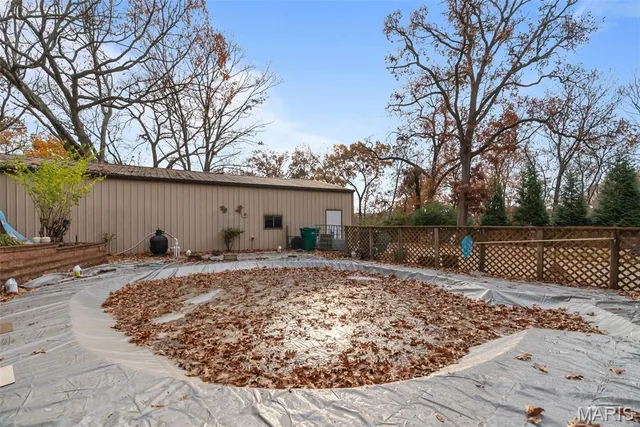 $329,900 | 2108 Hillsboro Valley Park Road, High Ridge, MO 63049