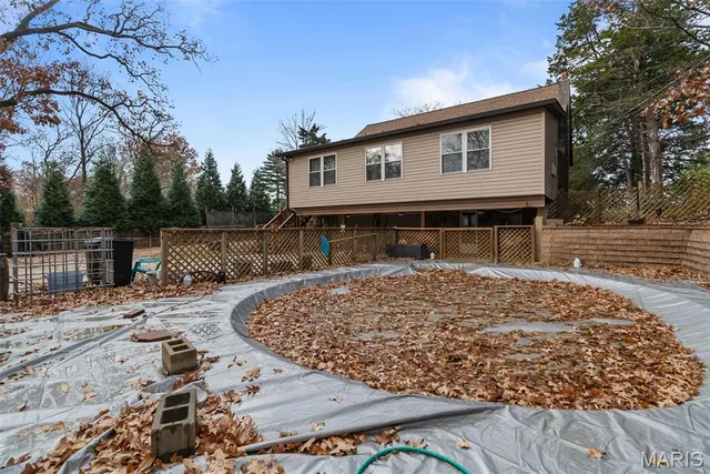 $329,900 | 2108 Hillsboro Valley Park Road, High Ridge, MO 63049