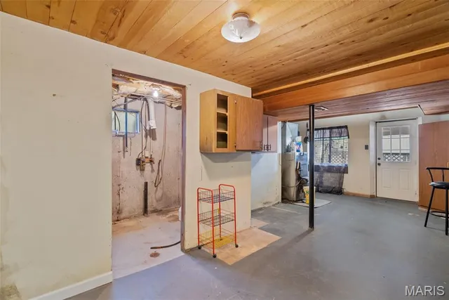 $329,900 | 2108 Hillsboro Valley Park Road, High Ridge, MO 63049