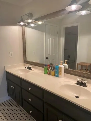 $2,800 | 2185 Liberty Bell Place, Lawrenceville, GA 30043