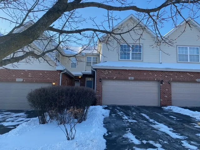 $340,000 | 505 Goodwin Drive, Bolingbrook, IL 60440