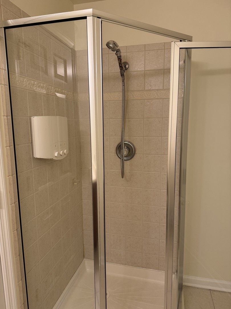 505 Goodwin Drive Bolingbrook, IL 60440 - Photo 13 of 29