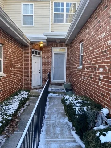 $340,000 | 505 Goodwin Drive, Bolingbrook, IL 60440