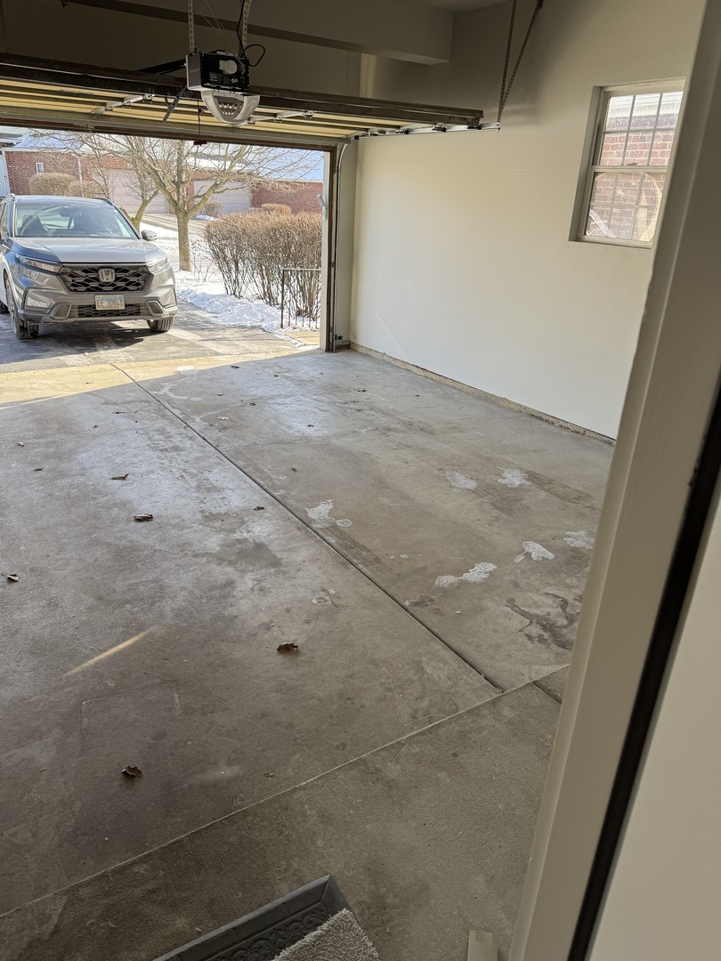 505 Goodwin Drive Bolingbrook, IL 60440 - Photo 4 of 29