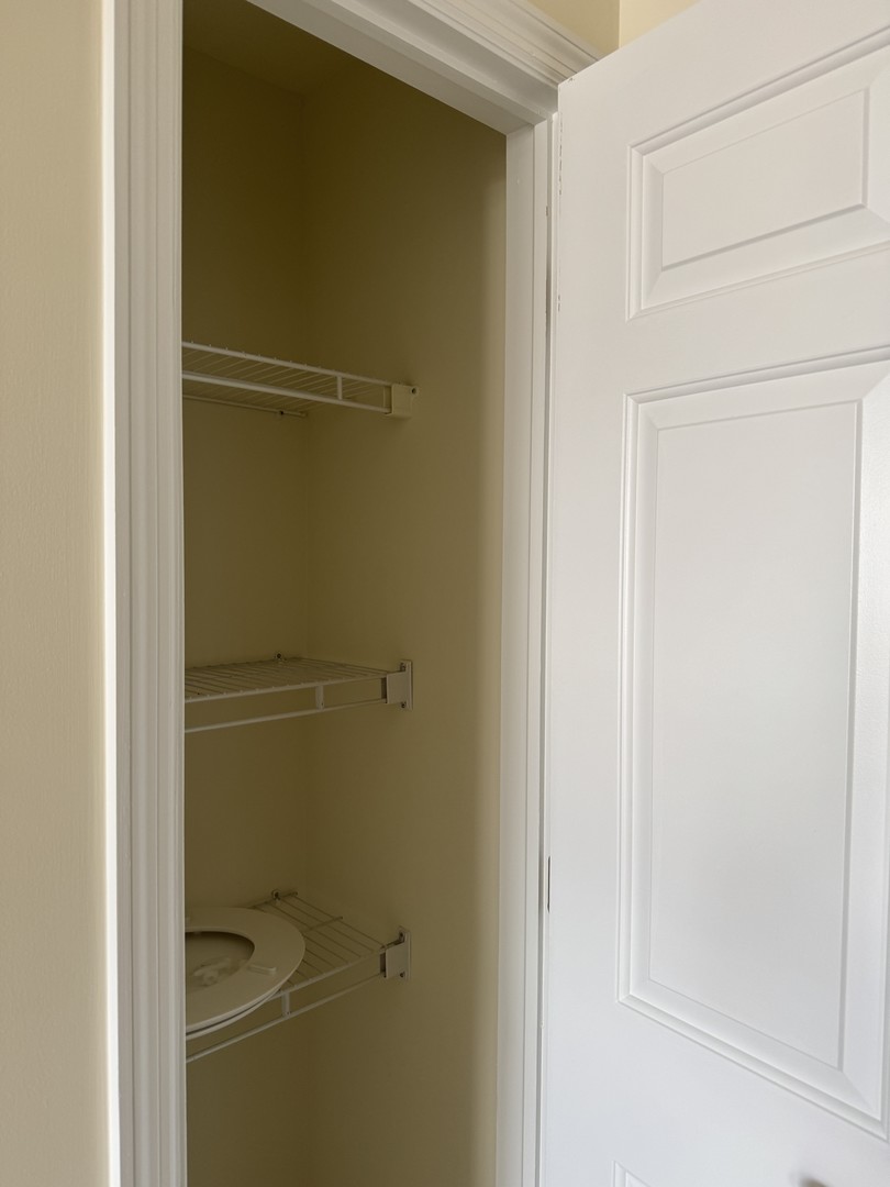 505 Goodwin Drive Bolingbrook, IL 60440 - Photo 5 of 29