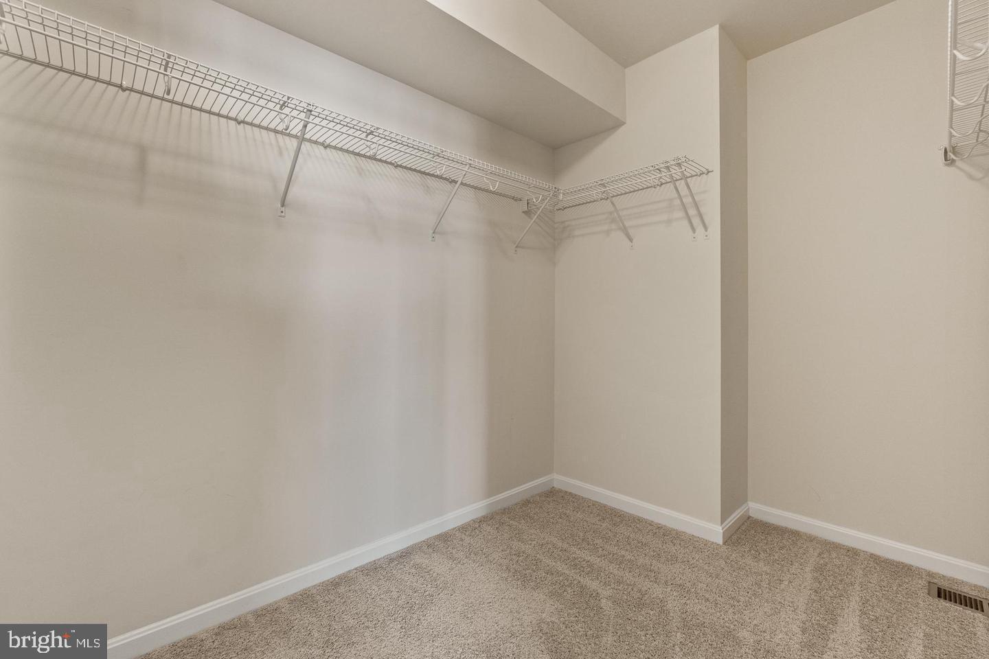 4731 Cambria Road Frederick, MD 21703 - Photo 18 of 45