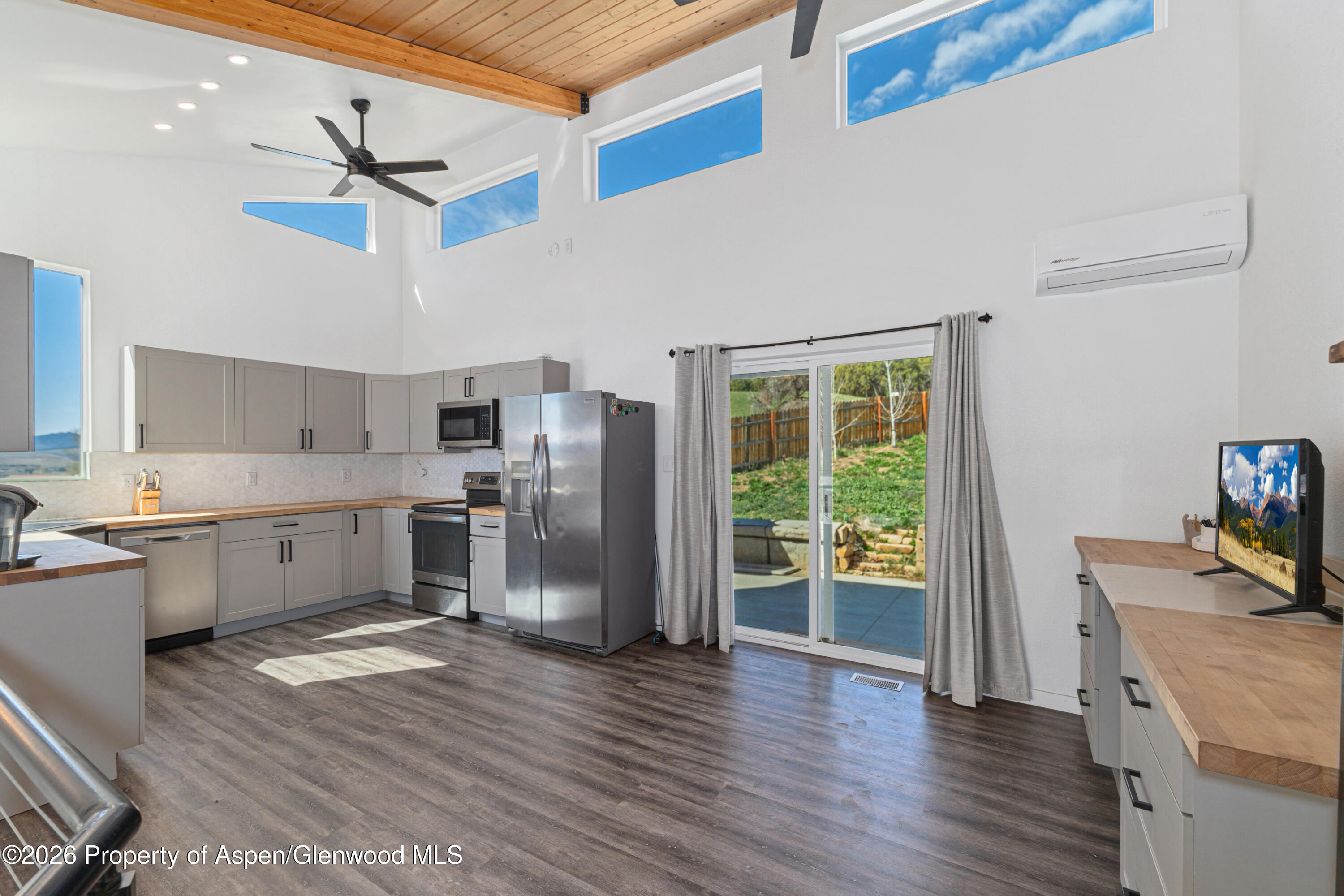 1447 Mountain View Road Meeker, CO 81641 - Photo 19 of 38 07