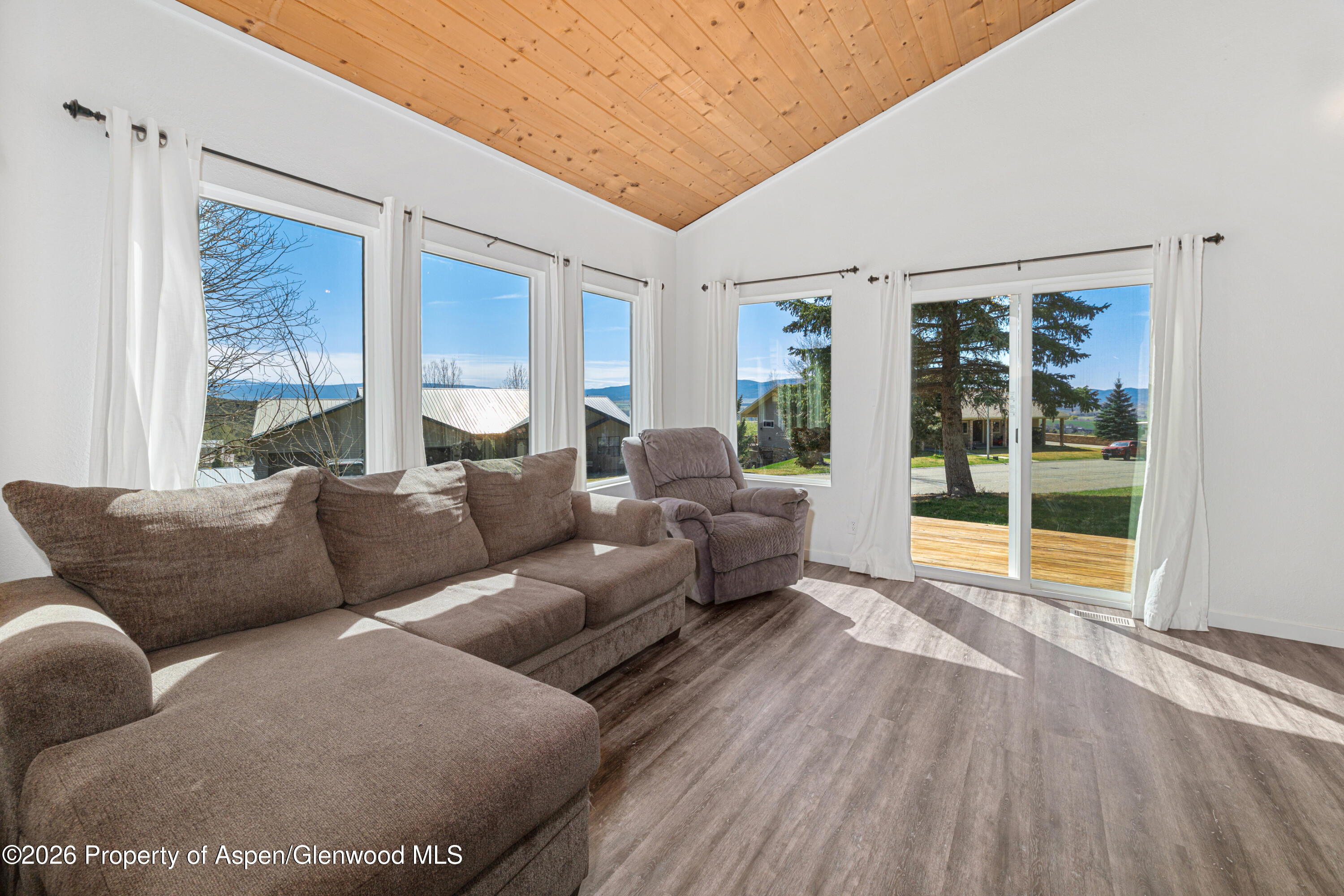 1447 Mountain View Road Meeker, CO 81641 - Photo 4 of 38 03 (1)