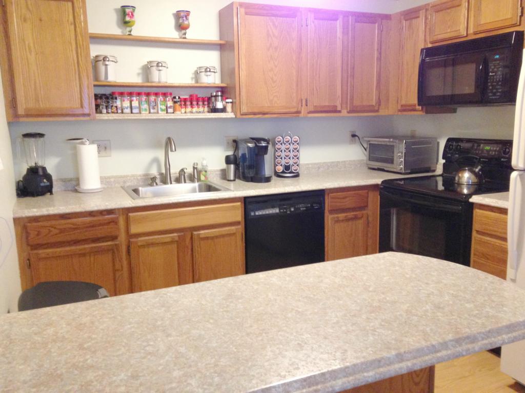 223 Indian Rock Road, Unit 223 Merrimack, NH 03054 - Photo 4 of 23 Gallery Image 4