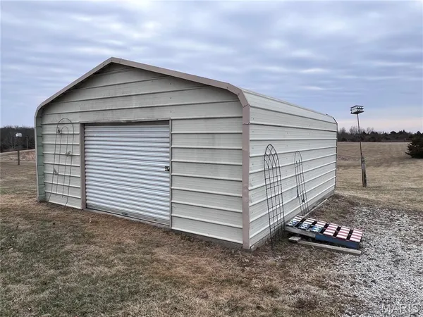 $509,000 | 26449 Route North, Monroe City, MO 63456