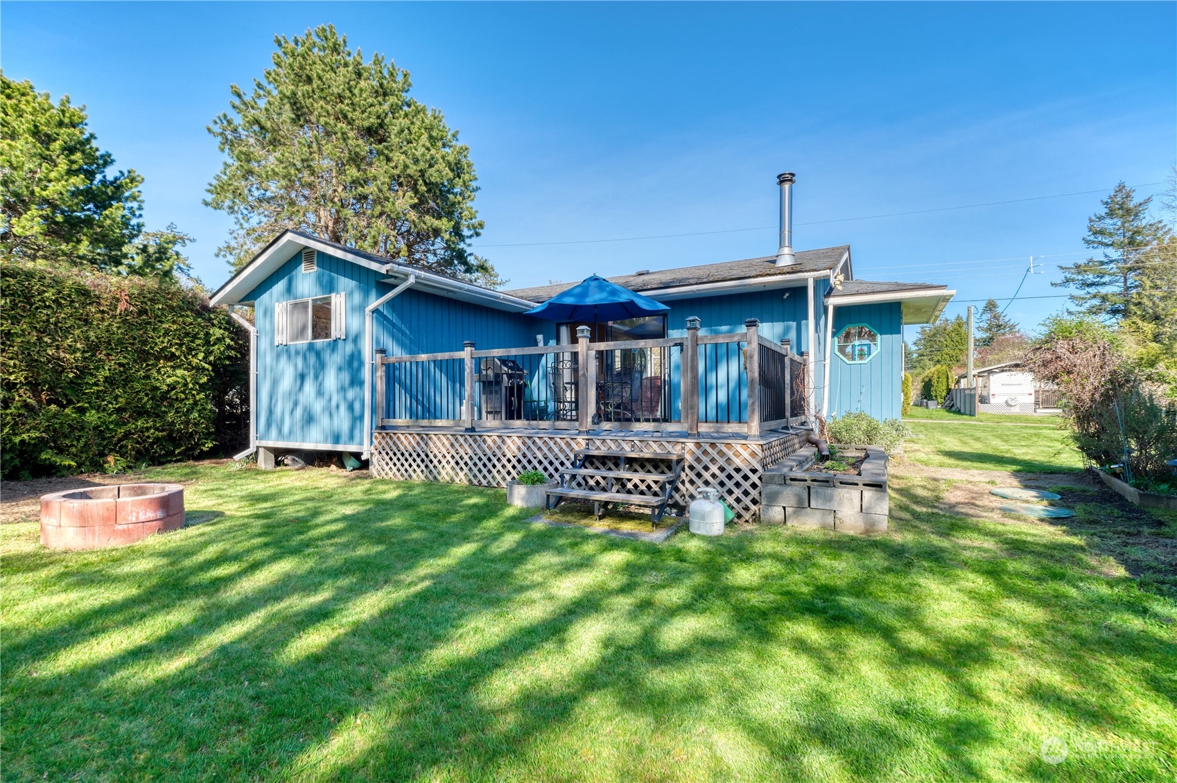 623 Deer Lane Point Roberts, WA 98281 - Photo 3 of 21 Gallery Image 3