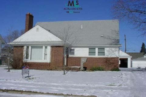 15133 Charles R Avenue Eastpointe, MI 48021 - Photo 1 of 1 487549.JPG