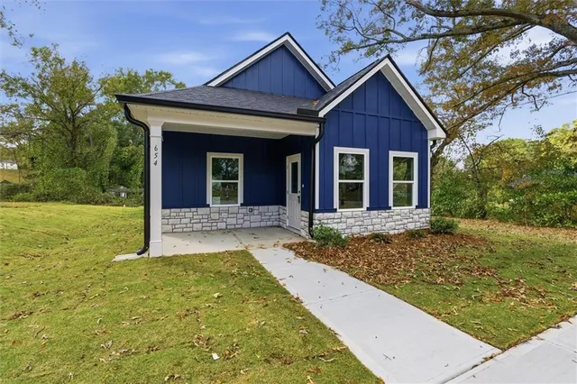 $250,000 | 654 Martin Luther King Jr Street, Carrollton, GA 30117