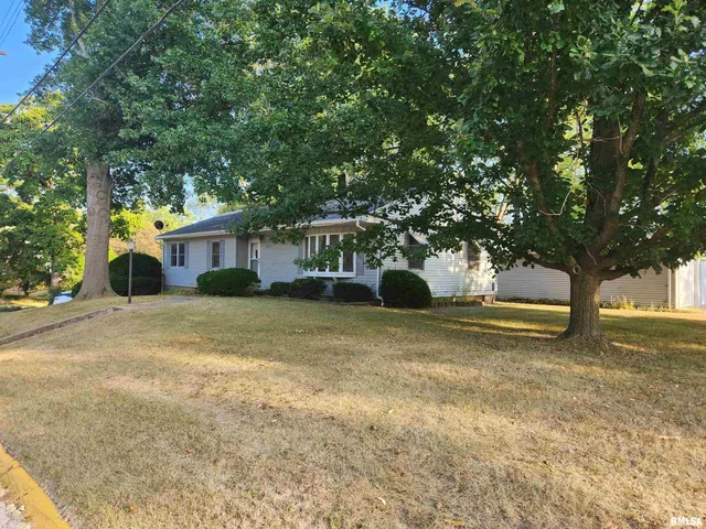 $149,900 | 239 West Fisk Street, Macomb, IL 61455