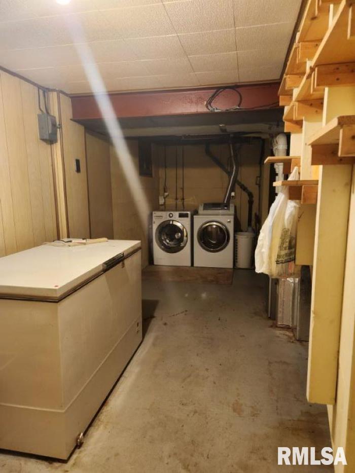 239 West Fisk Street Macomb, IL 61455 - Photo 15 of 22