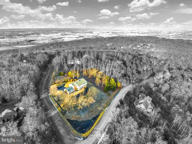 $999,000 | 1065 Kuhn Road, Boiling Springs, PA 17007