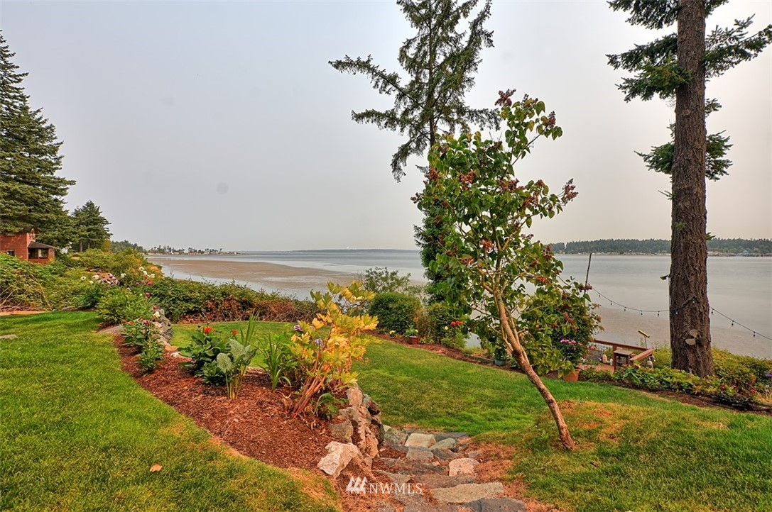 2227 North Nugent Road Lummi Island, WA 98262 - Photo 6 of 9