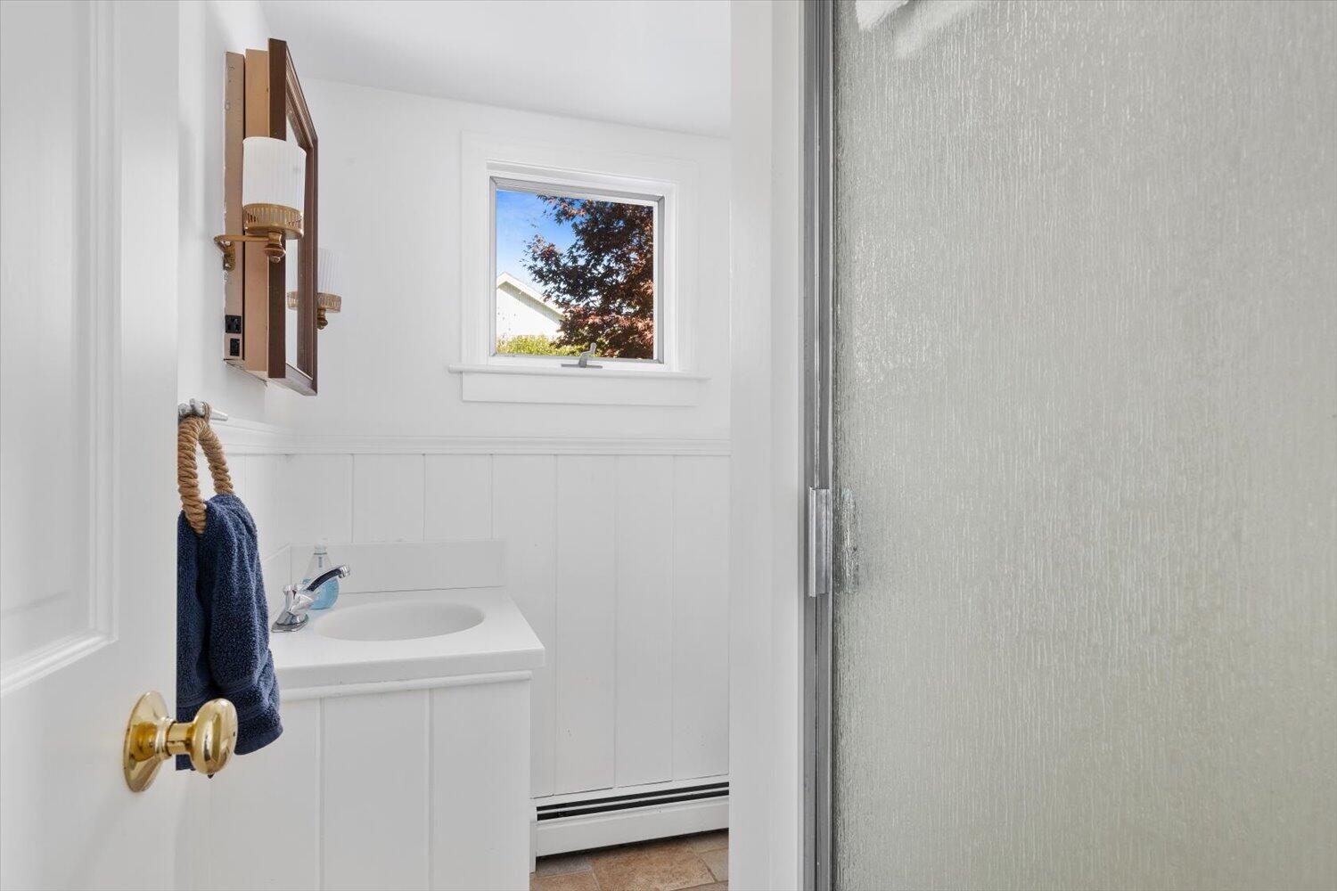 12 Squanto Drive Chatham, MA 02633 - Photo 12 of 41 1st floor bath