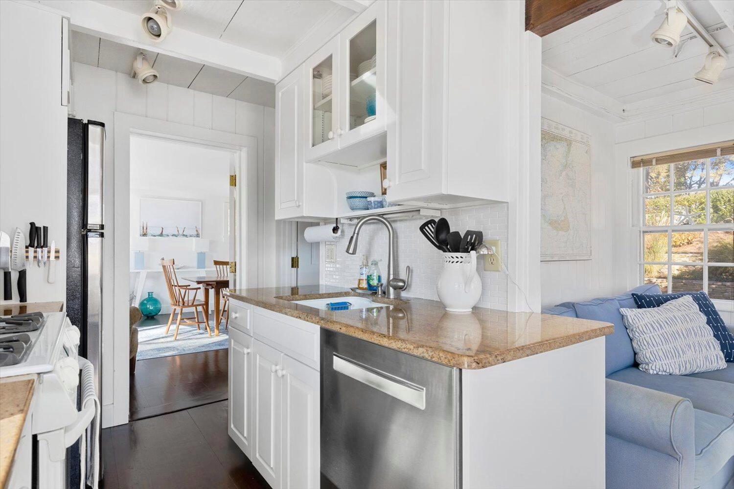 12 Squanto Drive Chatham, MA 02633 - Photo 13 of 41 .