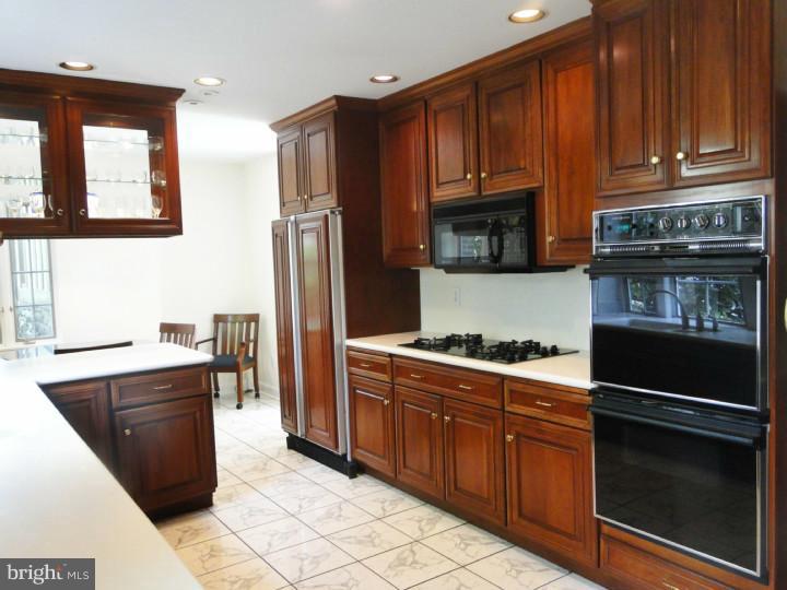 4 Cushman Road Rosemont, PA 19010 - Photo 5 of 15 Kitchen