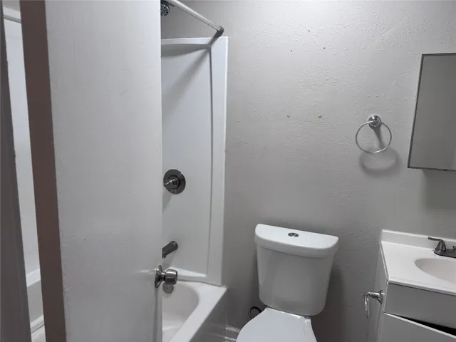 $575 | 901 Parmer Avenue, Unit 4, Killeen, TX 76541