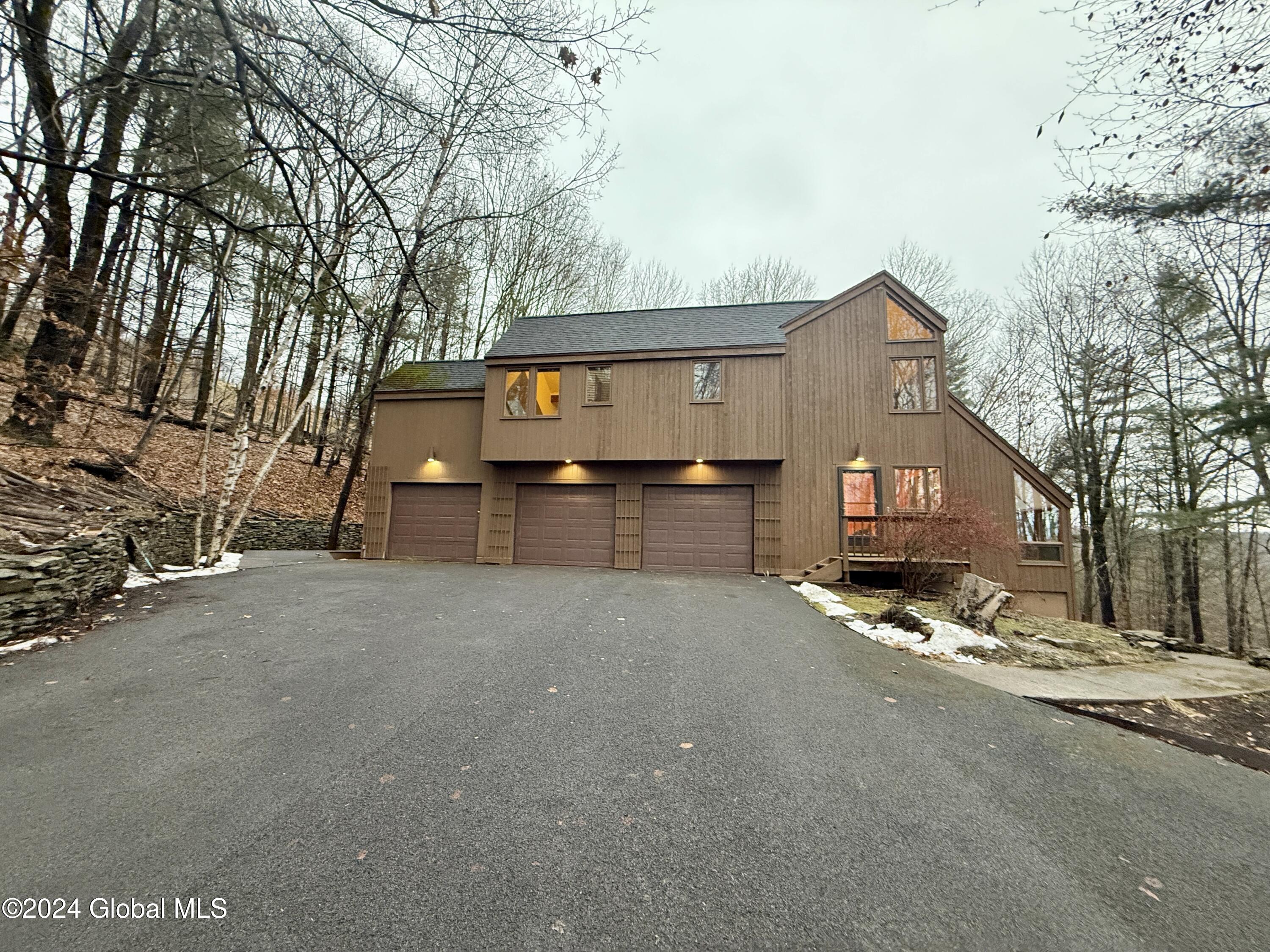 18 Brigham Road Oneonta, NY 13820 - Photo 1 of 97 IMG_8131 2