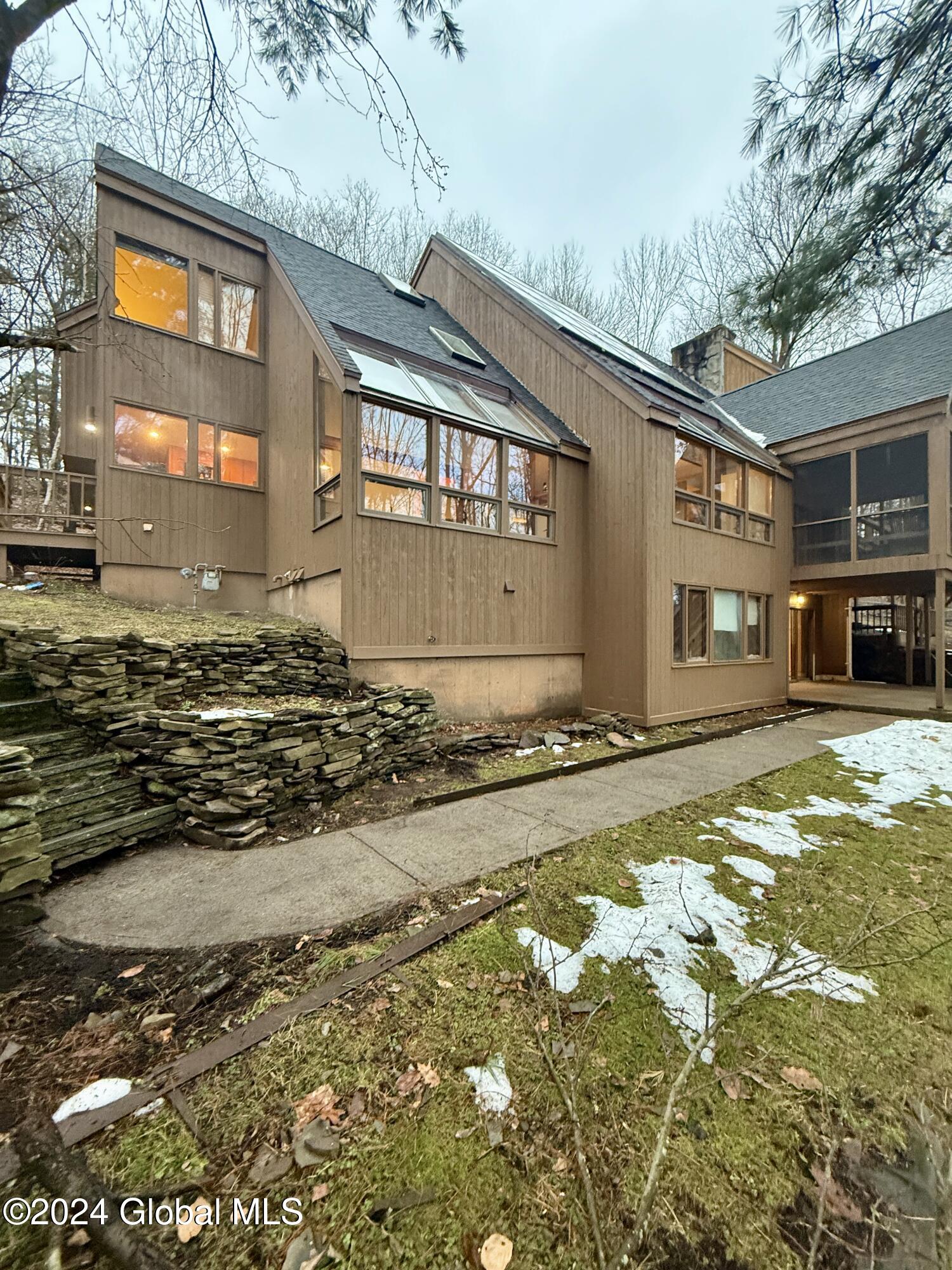 18 Brigham Road Oneonta, NY 13820 - Photo 2 of 97 IMG_8129 2