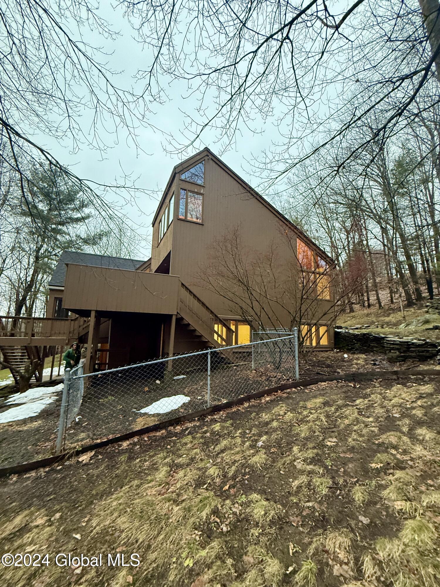 18 Brigham Road Oneonta, NY 13820 - Photo 4 of 97 IMG_8139 2